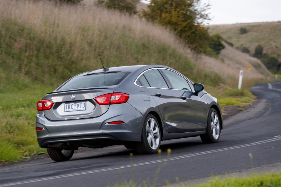  Holden Astra Sedan 2017 года  (фото 27 из 42)